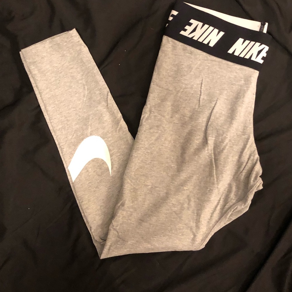 Nike leggings